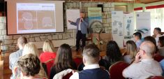  Wykadowca - Prof. dr hab. n. med. Radosaw Rola