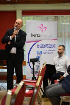  Dr n. fiz. Waldemar Senczenko, Dr hab. n. med. Radosaw Pietura